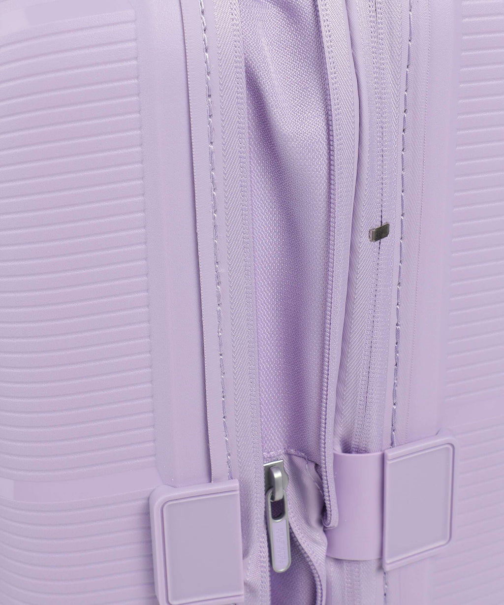 American Tourister Starvibe Spinner (4 wheels) digital lavender