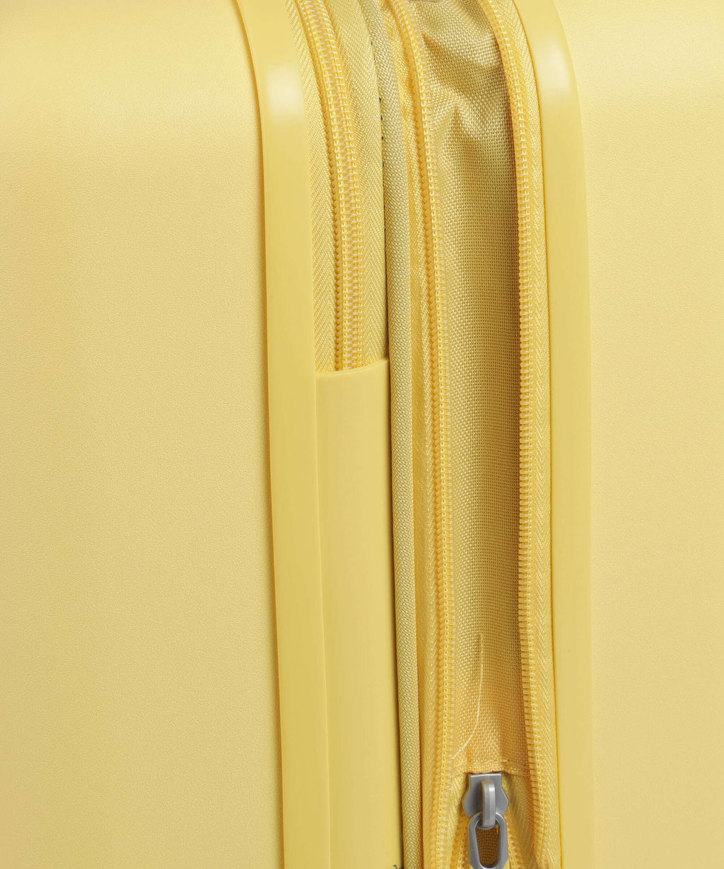 American Tourister Dynabelt Spinner (4 wheels) sunny yellow