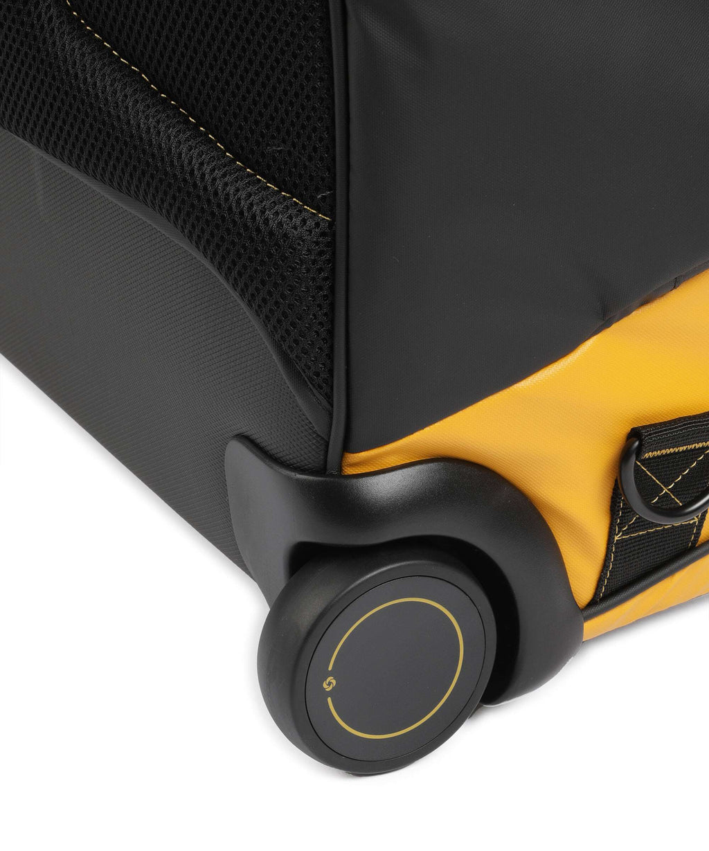 Samsonite Paradiver Light Travel bag with wheels yellow