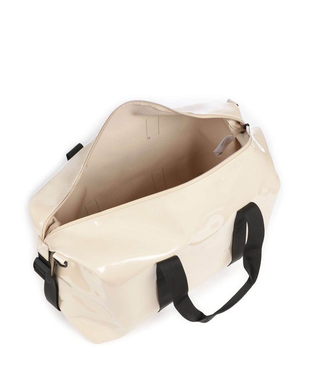 Rains Hilo Weekend bag shore
