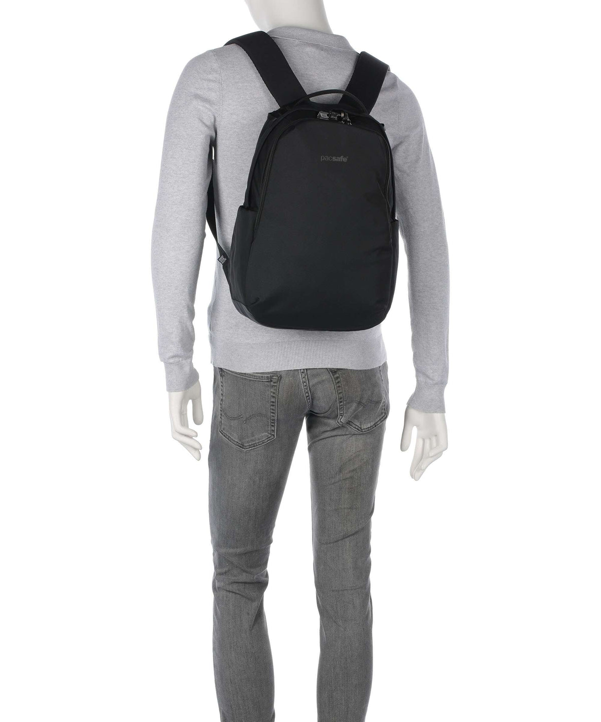 Pacsafe V 16 Backpack jet black