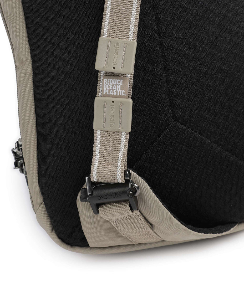 Pacsafe V Sling bag beige