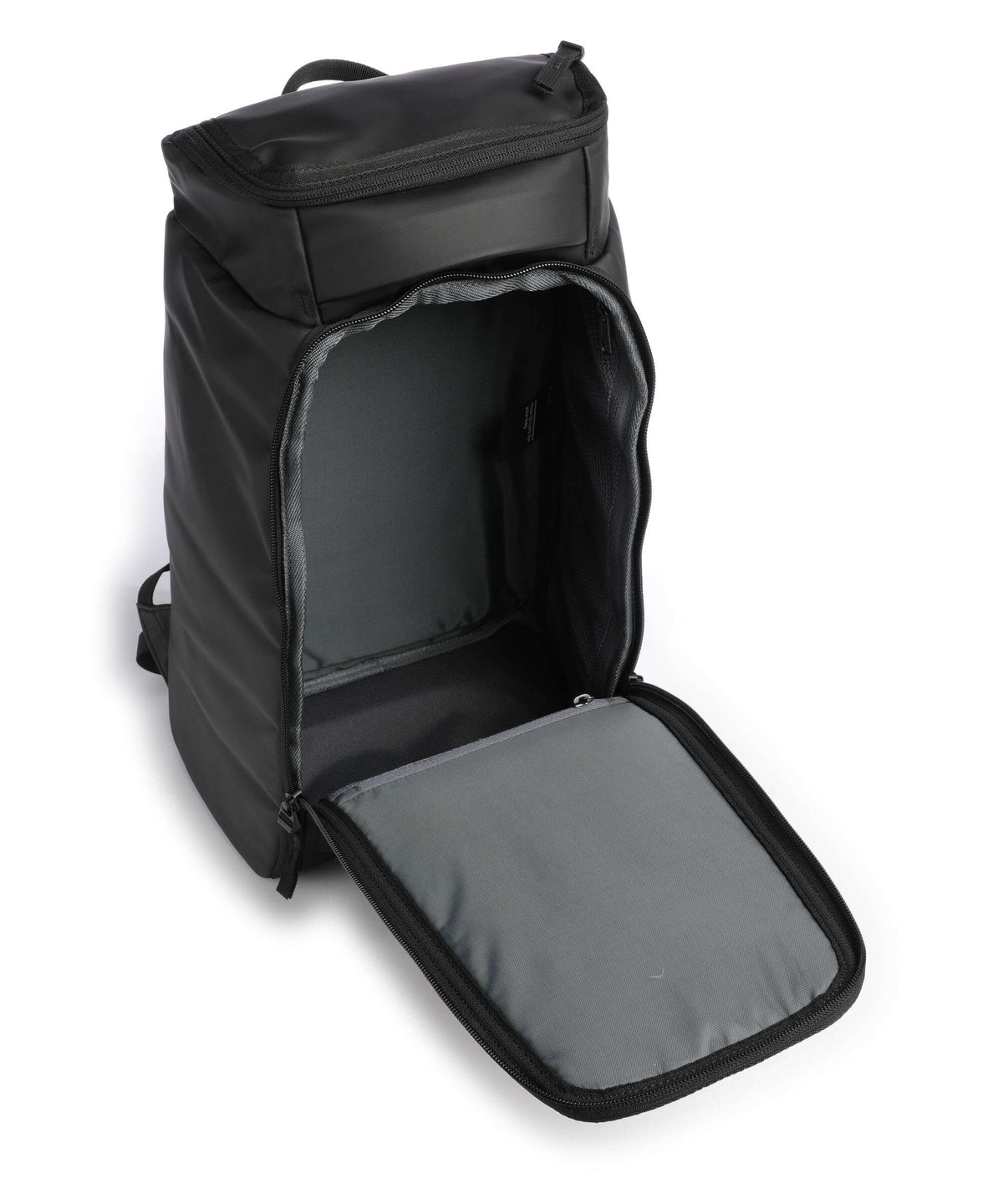 Db Hugger 20 Backpack black out