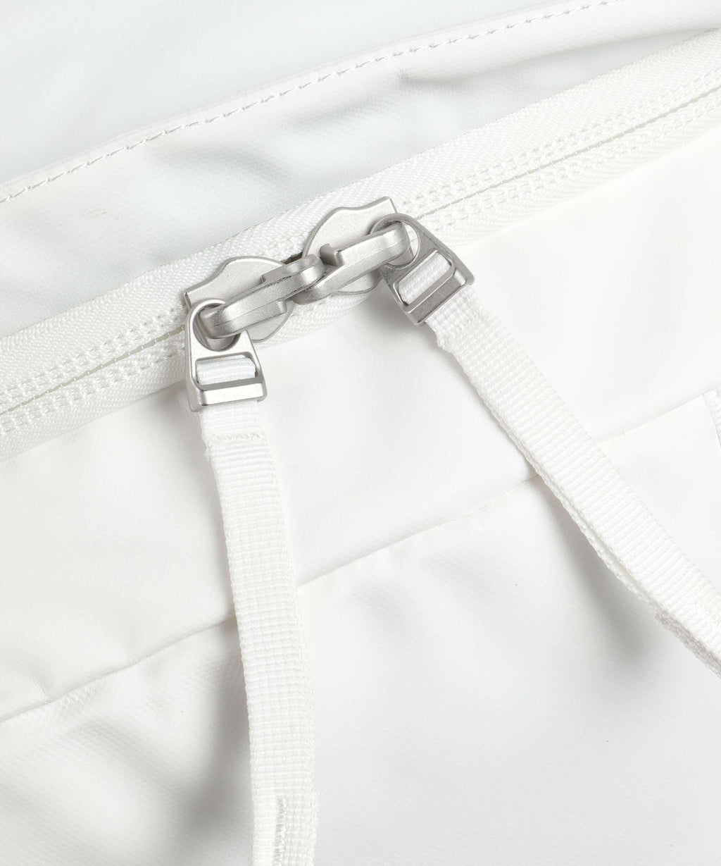 Db Roamer 60 Travel bag white out