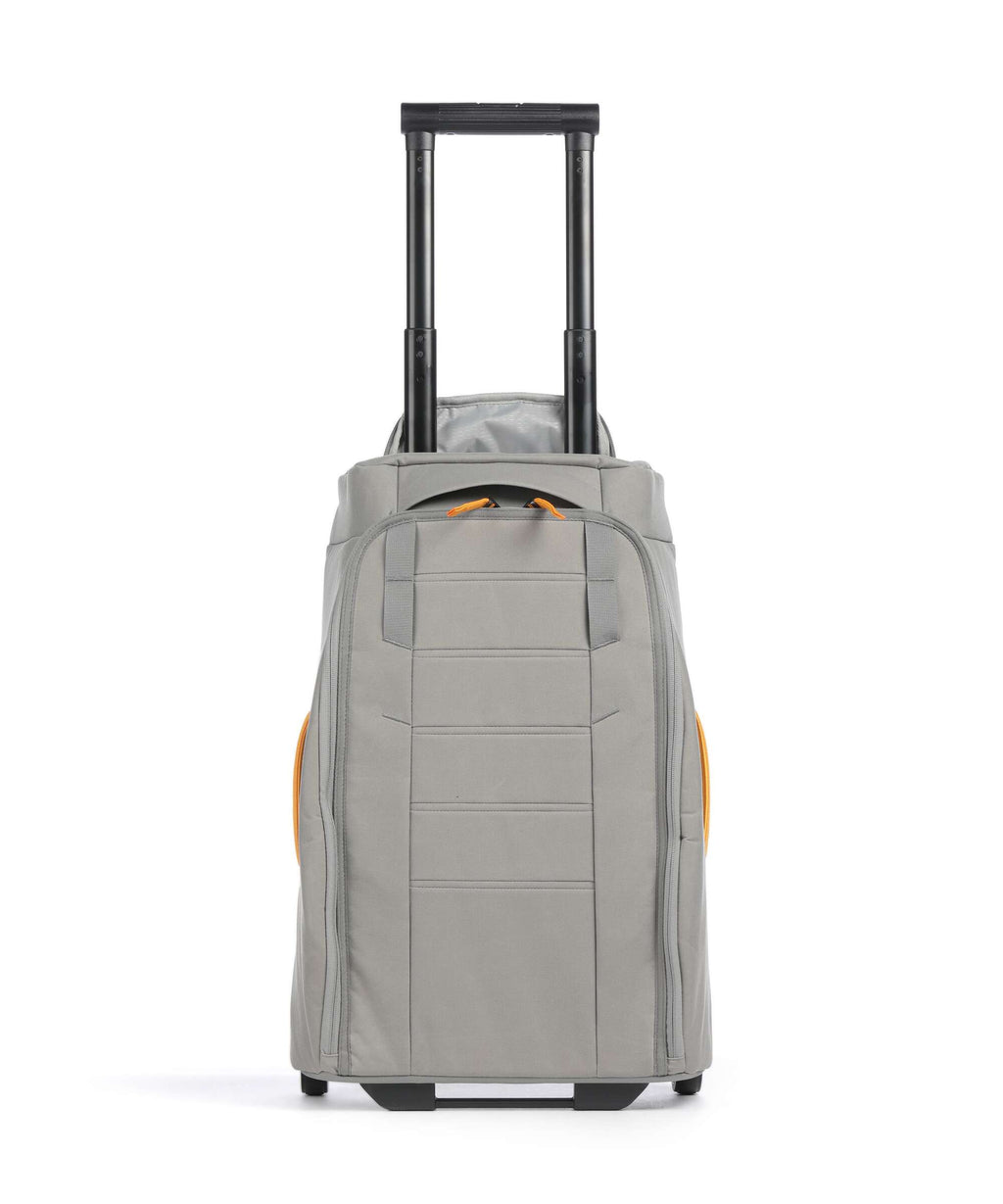 Db Hugger 40 Travel bag with wheels sand grey