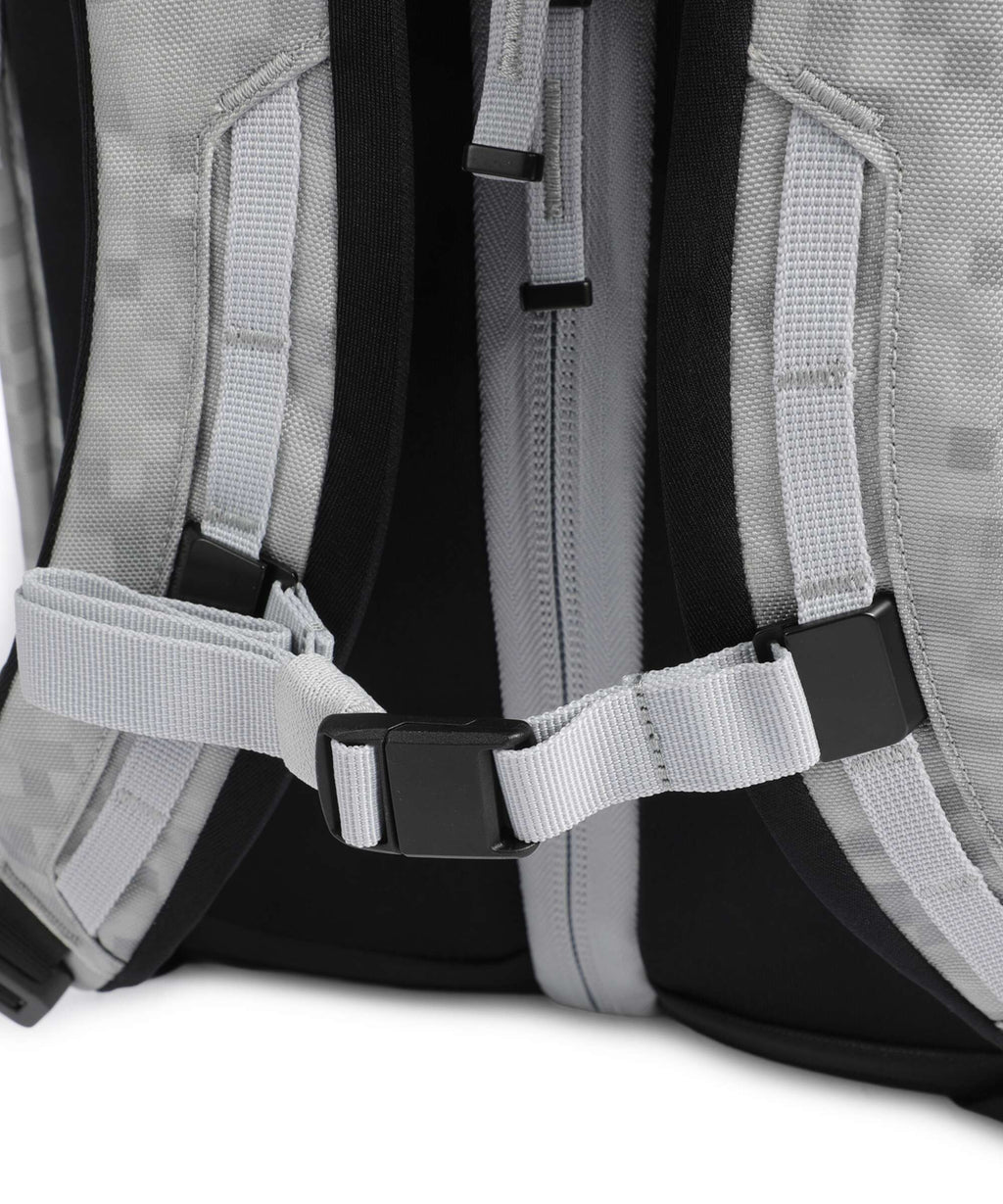 Db Roamer Pro 30 Travel backpack white noise