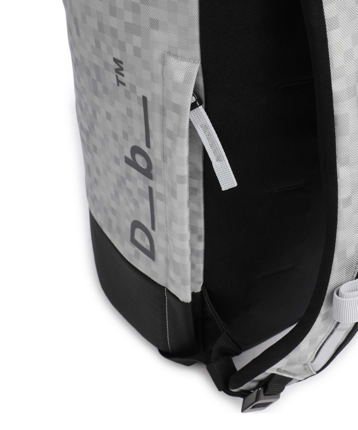 Db Roamer Pro 30 Travel backpack white noise