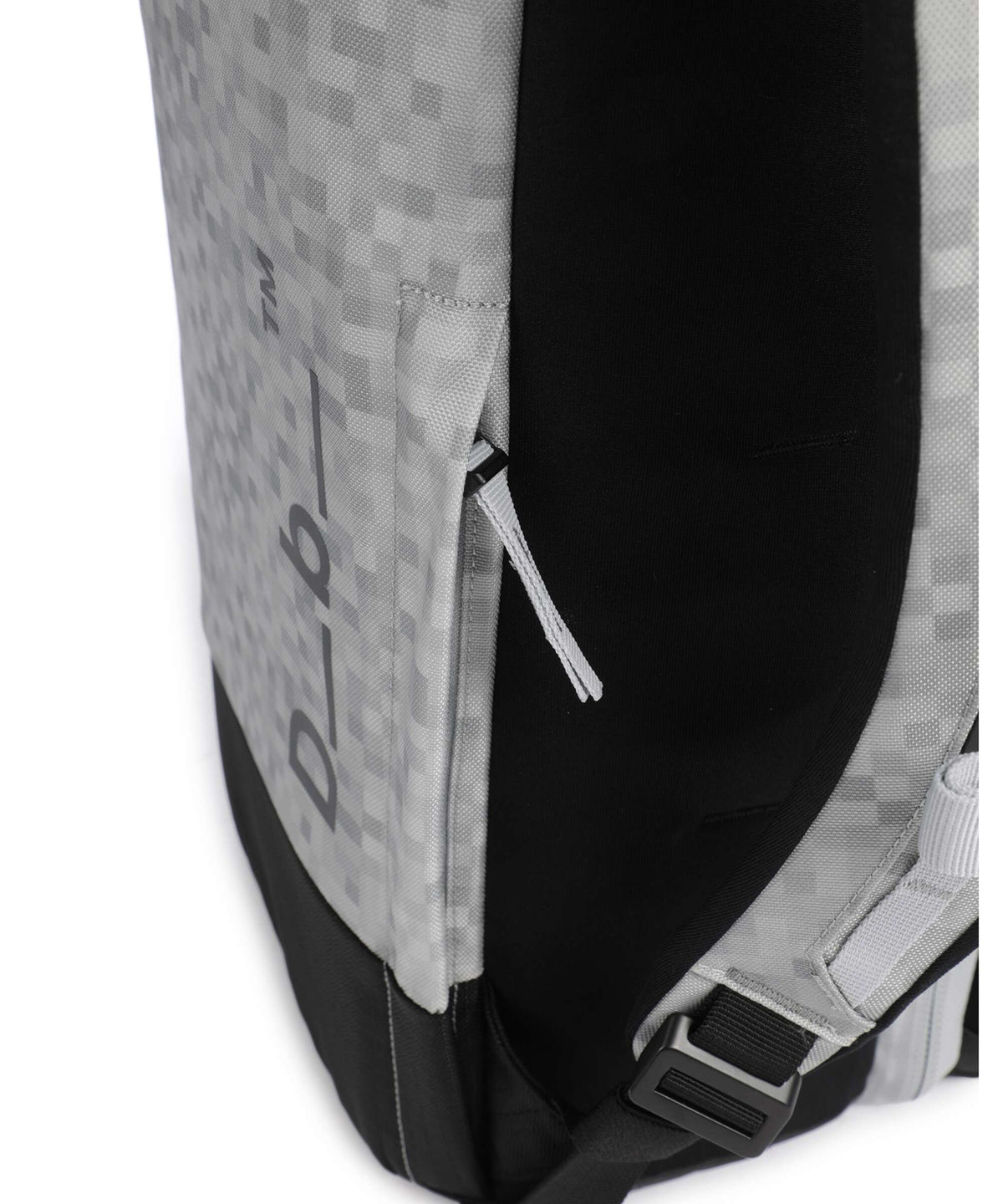 Db Roamer Pro 50 Travel backpack white noise