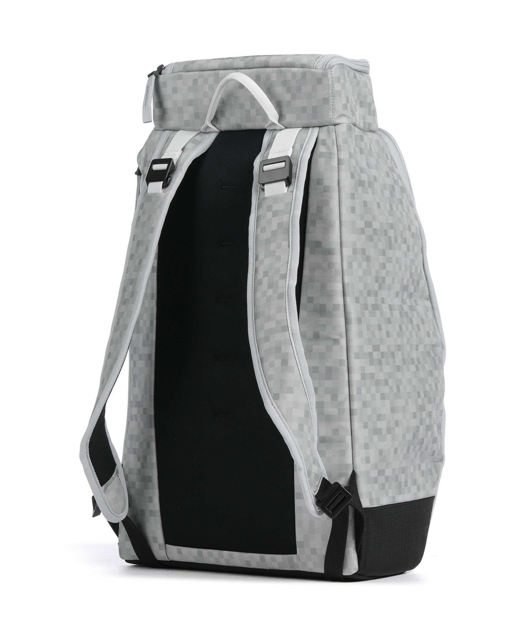 Db Hugger 30 Backpack white noise