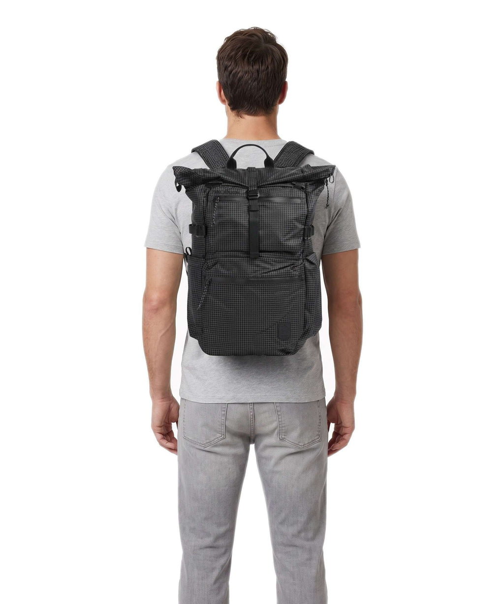 Fjällräven High Coast 26 Rolltop backpack black