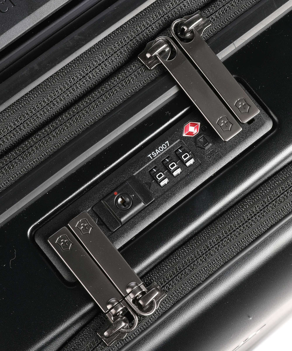Victorinox Spectra 3.0 Exp Frequent Flyer Spinner (4 wheels) black