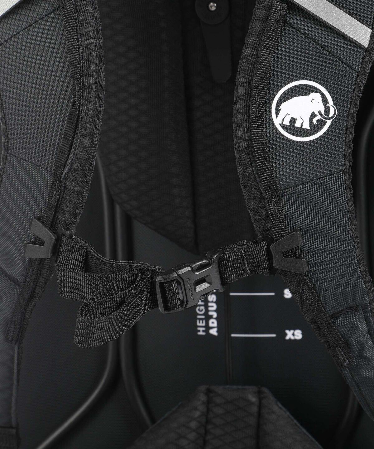 Mammut Ducan Spine 50-60 W Trekking backpack strata black