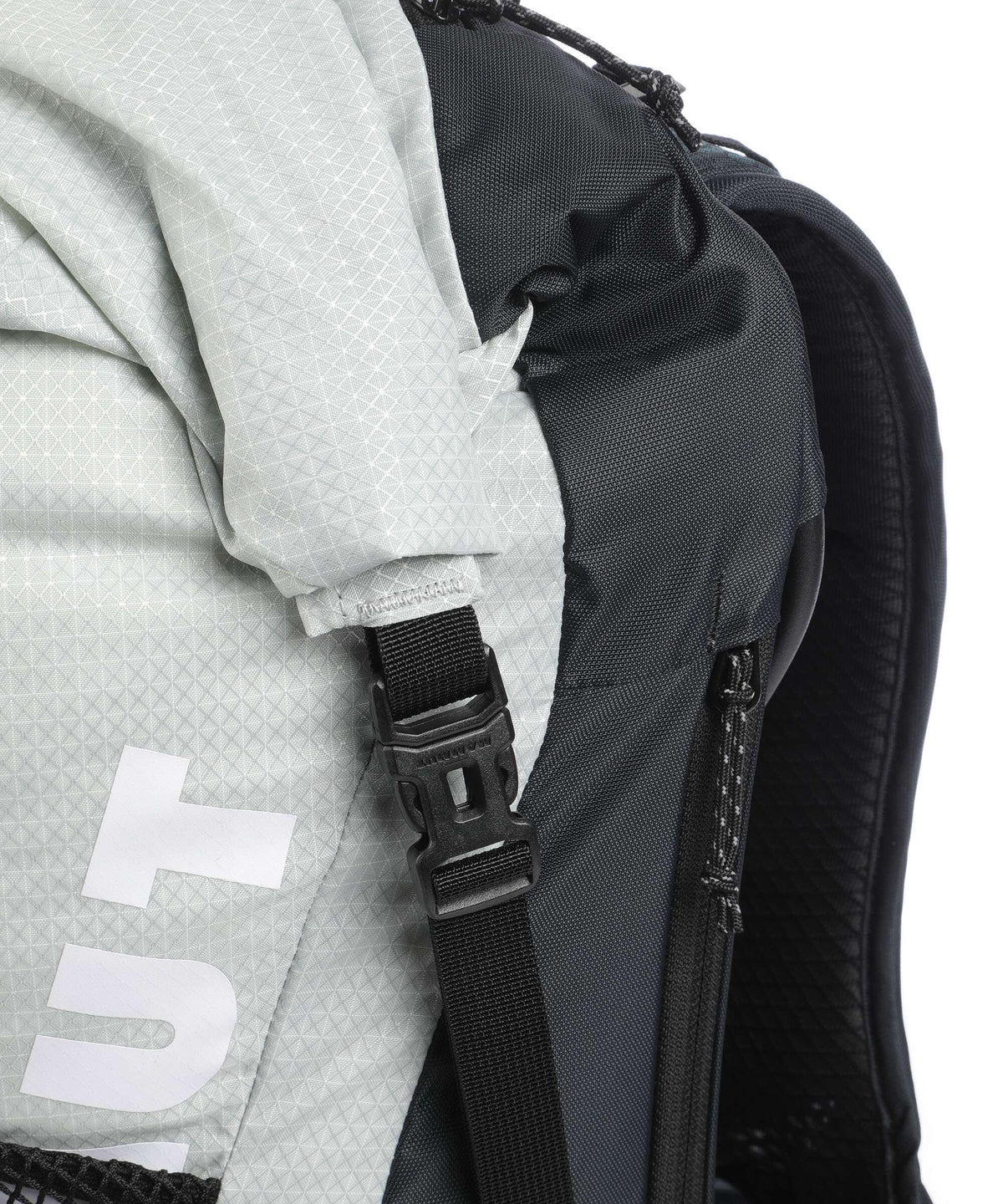Mammut Ducan Spine 28-35 Hiking backpack silver sage/black