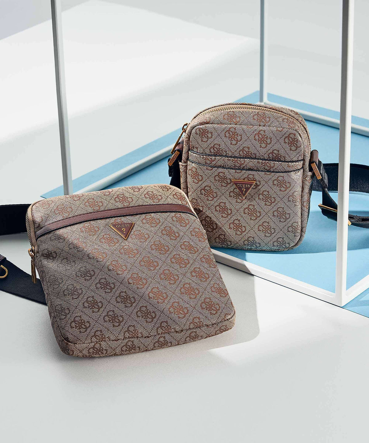 Guess Vezzola Crossbody bag beige/brown