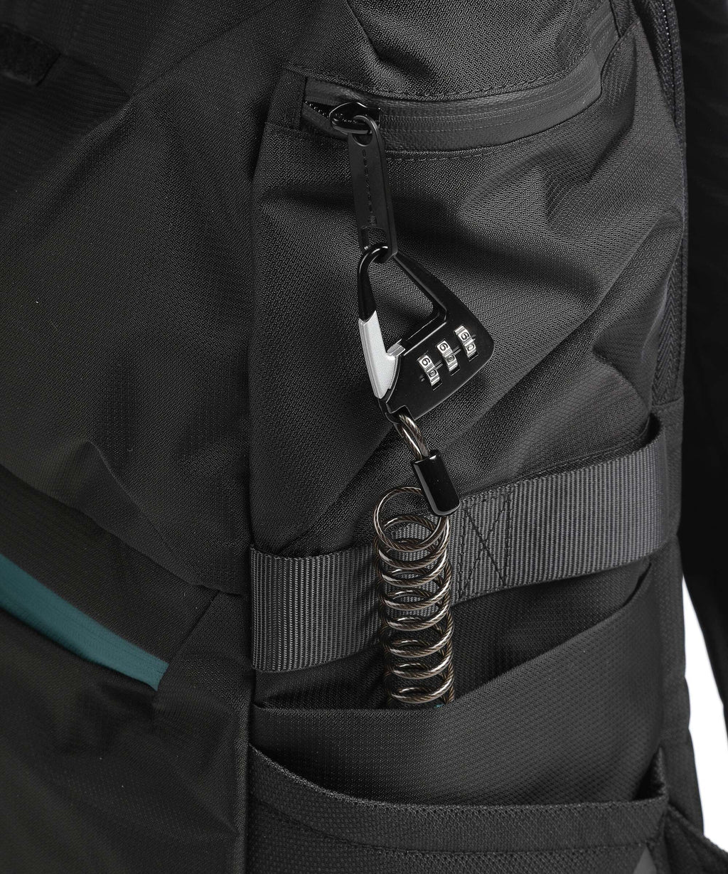 Piquadro CORNER Backpack black