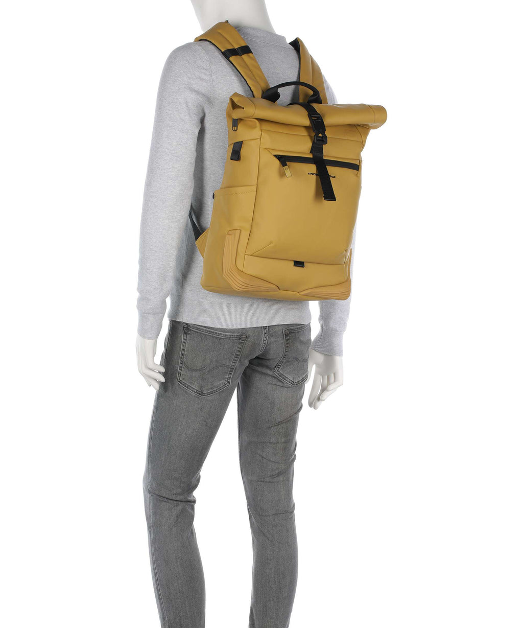 Piquadro Corner 2.0 Rolltop backpack ocra