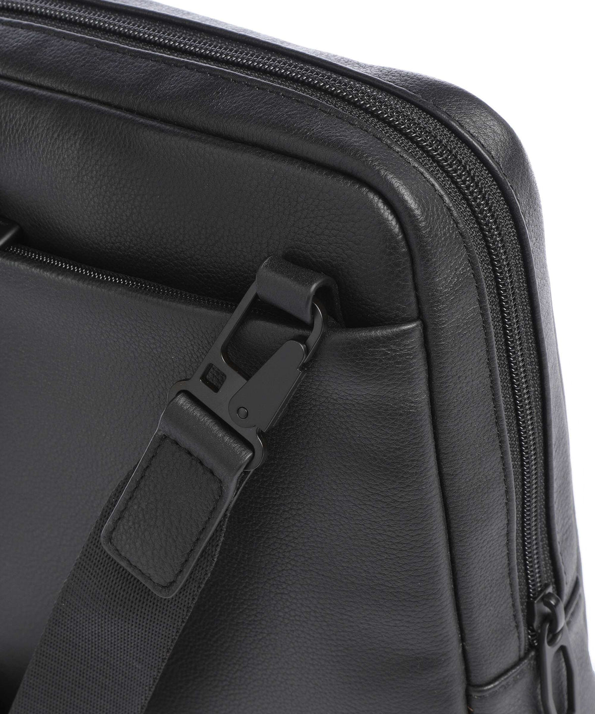 Piquadro W137 Crossbody bag nero