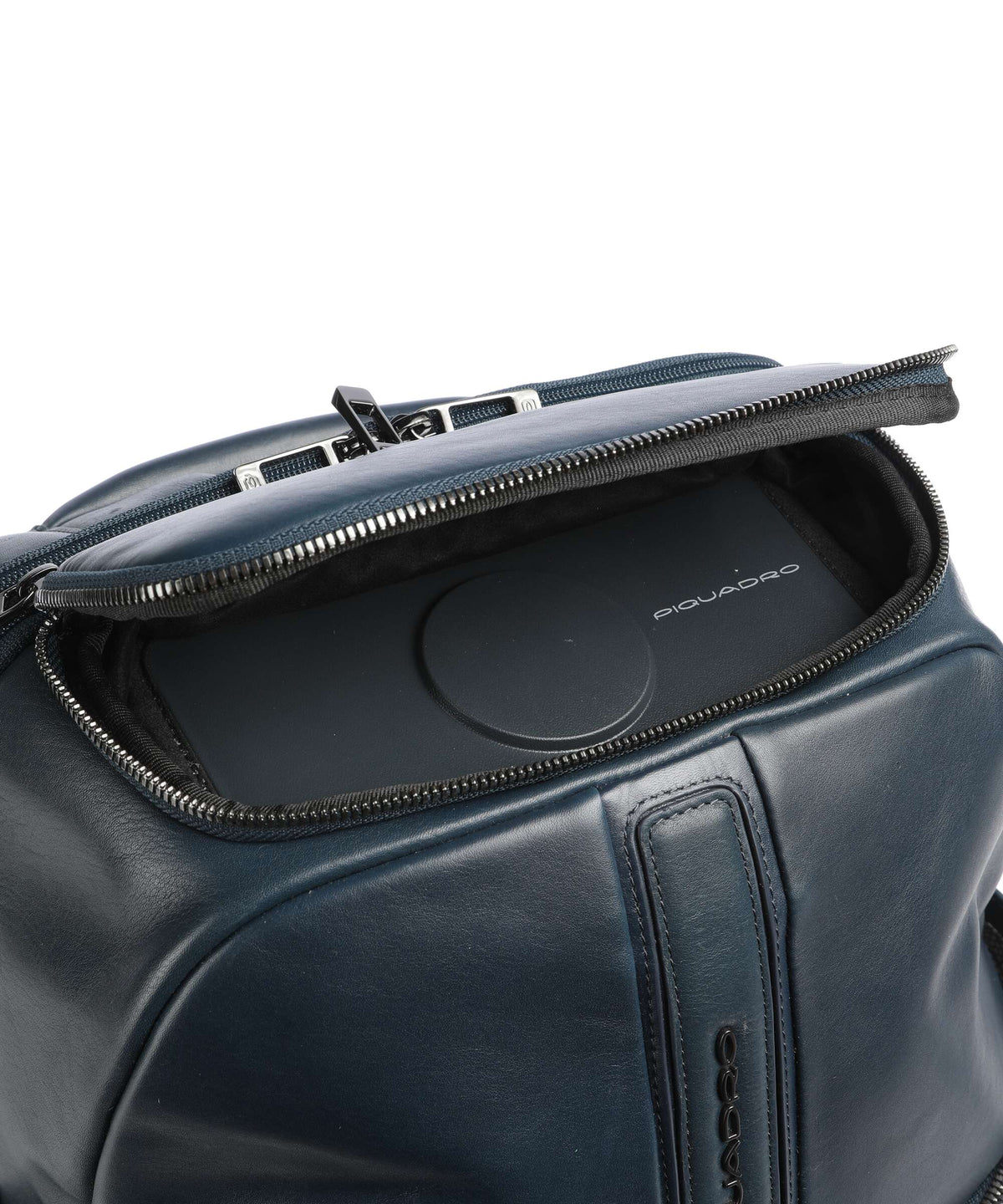 Piquadro Victor 24 Laptop backpack blue