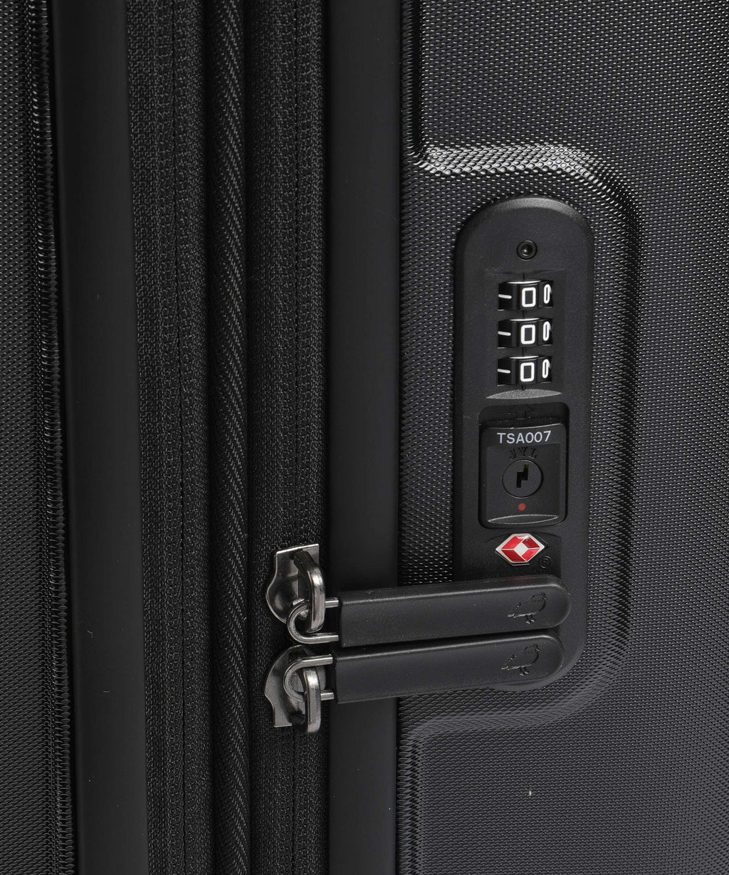 Mandarina Duck Logoduck+ Spinner (4 wheels) black