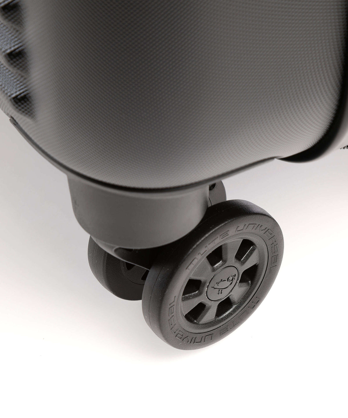 Mandarina Duck Tank Case Spinner (4 wheels) black
