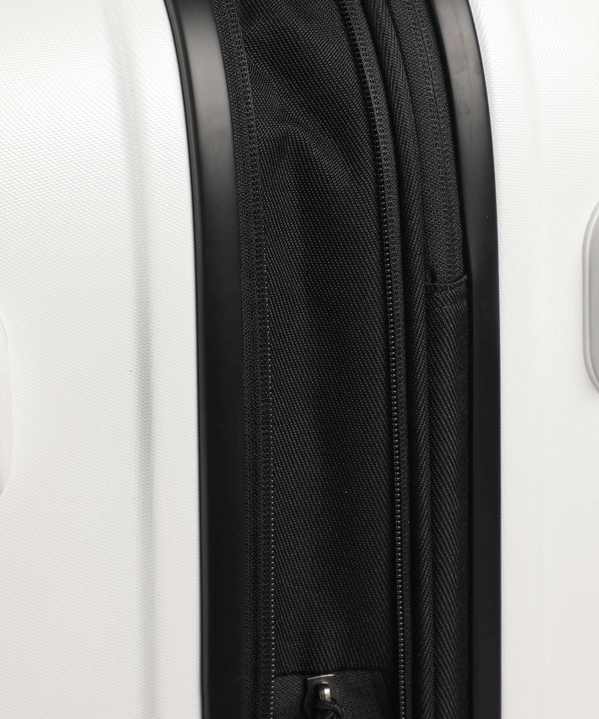 Mandarina Duck Logoduck+ Spinner (4 wheels) blanc
