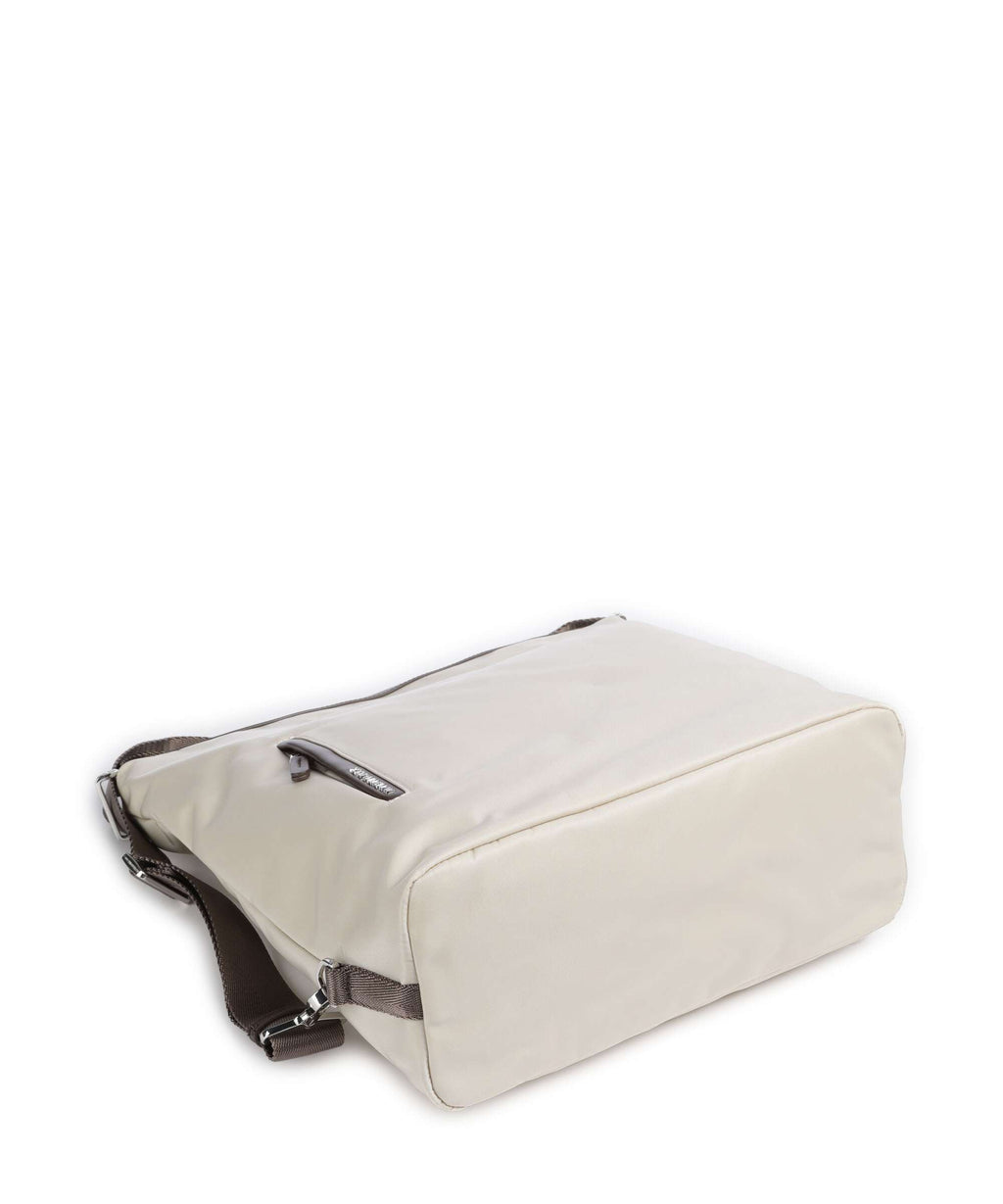 Mandarina Duck Hunter Backpack bag latte