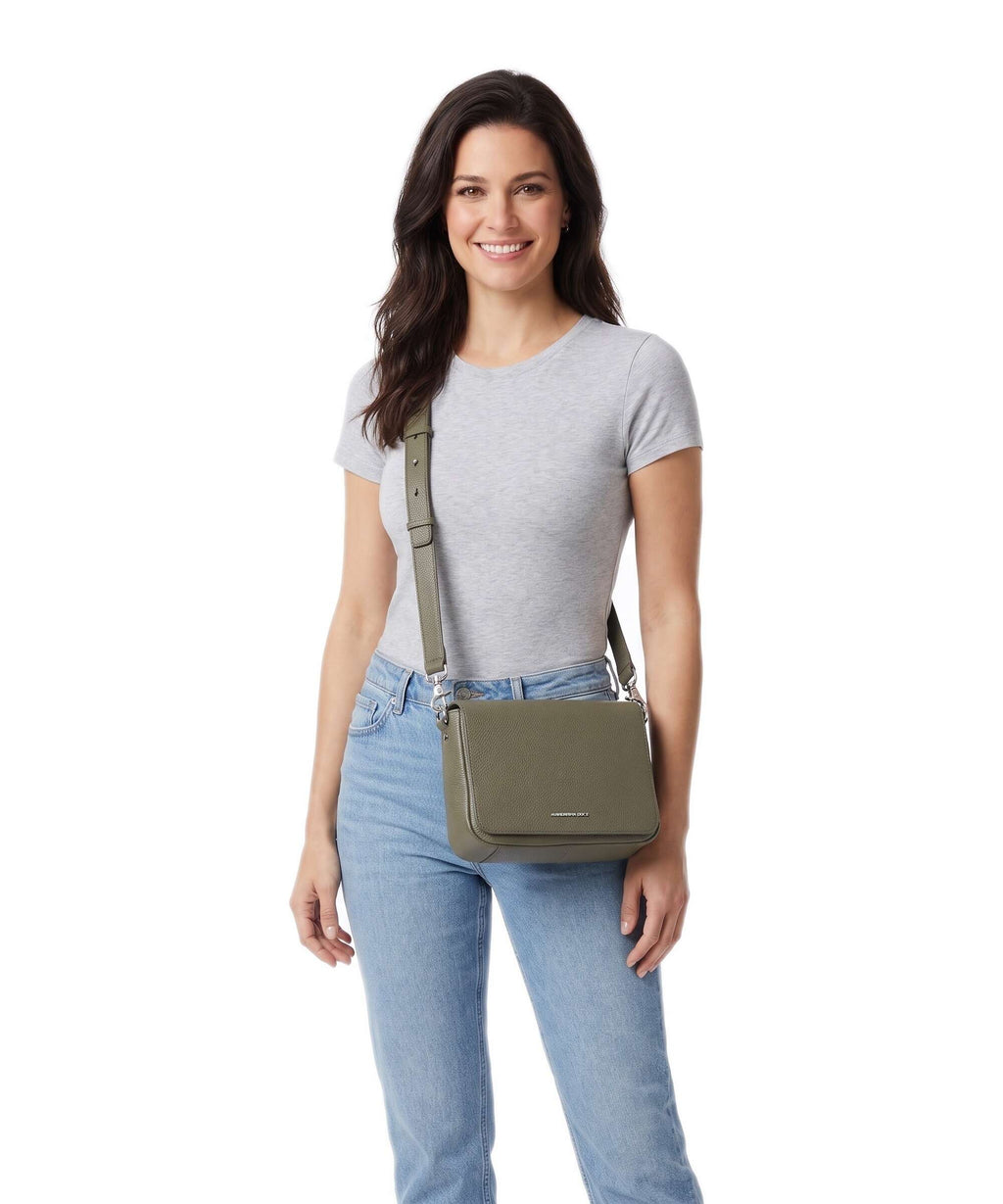 Mandarina Duck Mellow Leather Crossbody bag winter olive