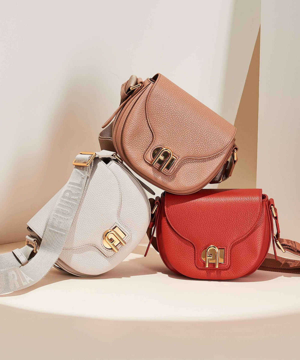Furla Lotus Mini Crossbody bag vaniglia