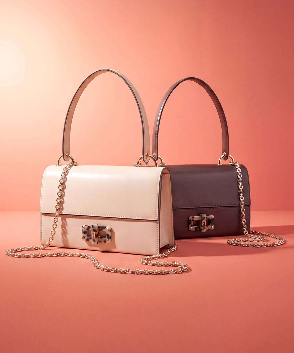 Furla Amelia M Shoulder bag espresso