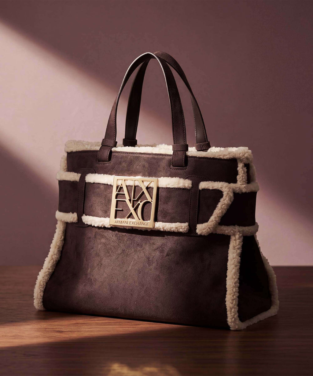 Armani Exchange Susy Soft S Handbag antagonist/script