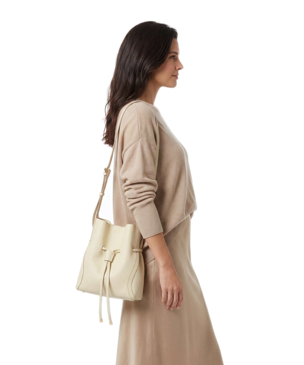 Gianni Chiarini Sienna Bucket bag vaniglia