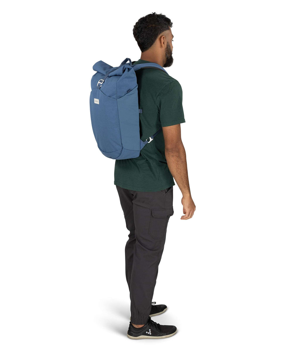 Osprey Arcane Rolltop backpack moon beige/pine leaf