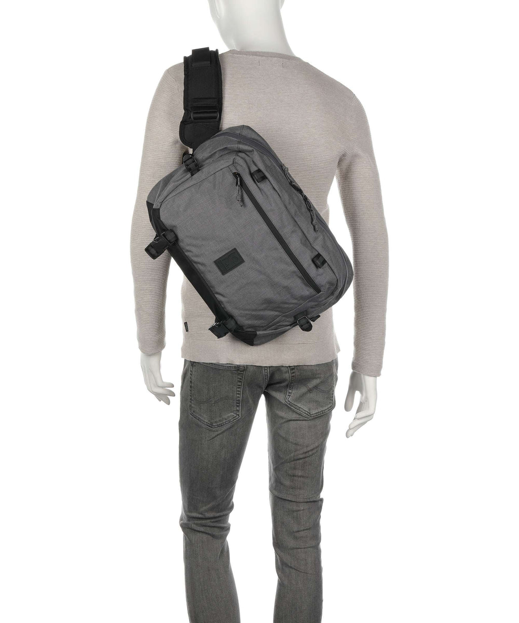 Chrome Kadet Max Messenger bag black
