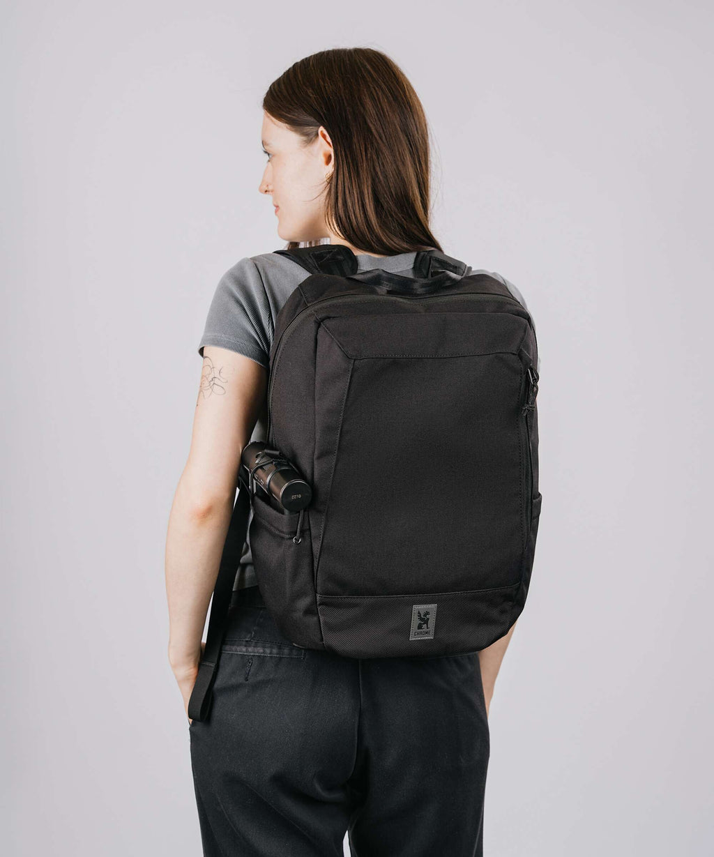 Chrome Recruit 22 Backpack steel blue