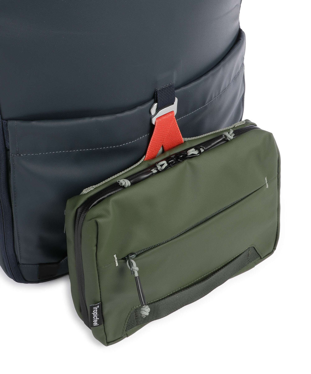 Tropicfeel SEEToiletry Travel accessory bronze green