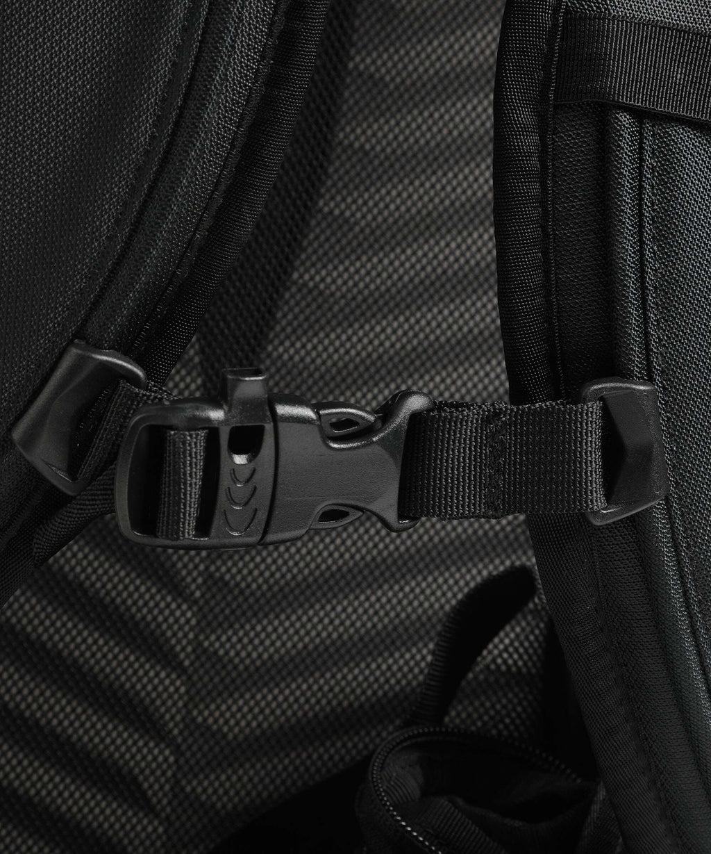 Osprey Farpoint 55 Travel backpack black
