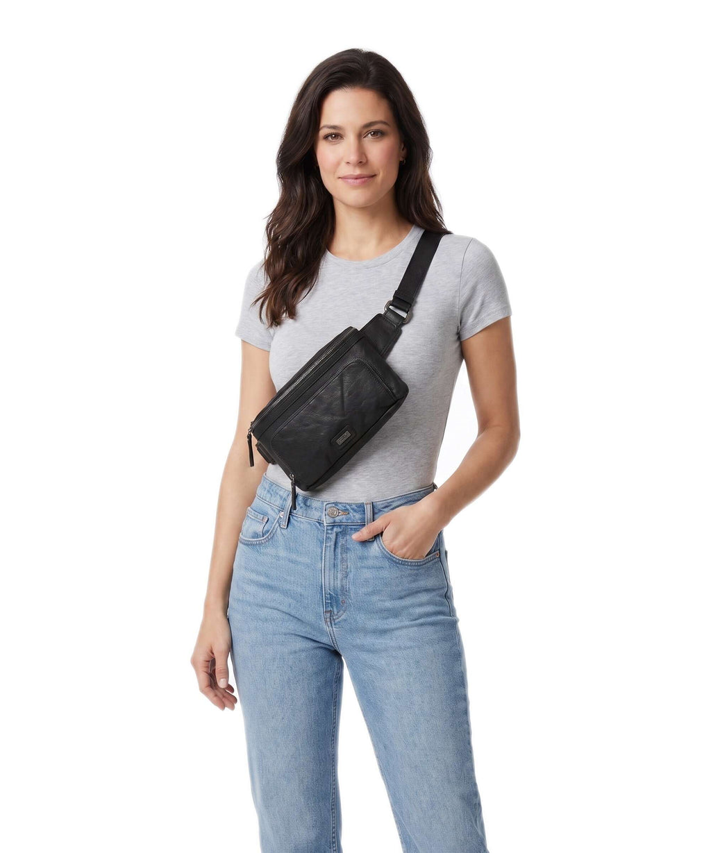 Spikes & Sparrow Bronco Belt bag black