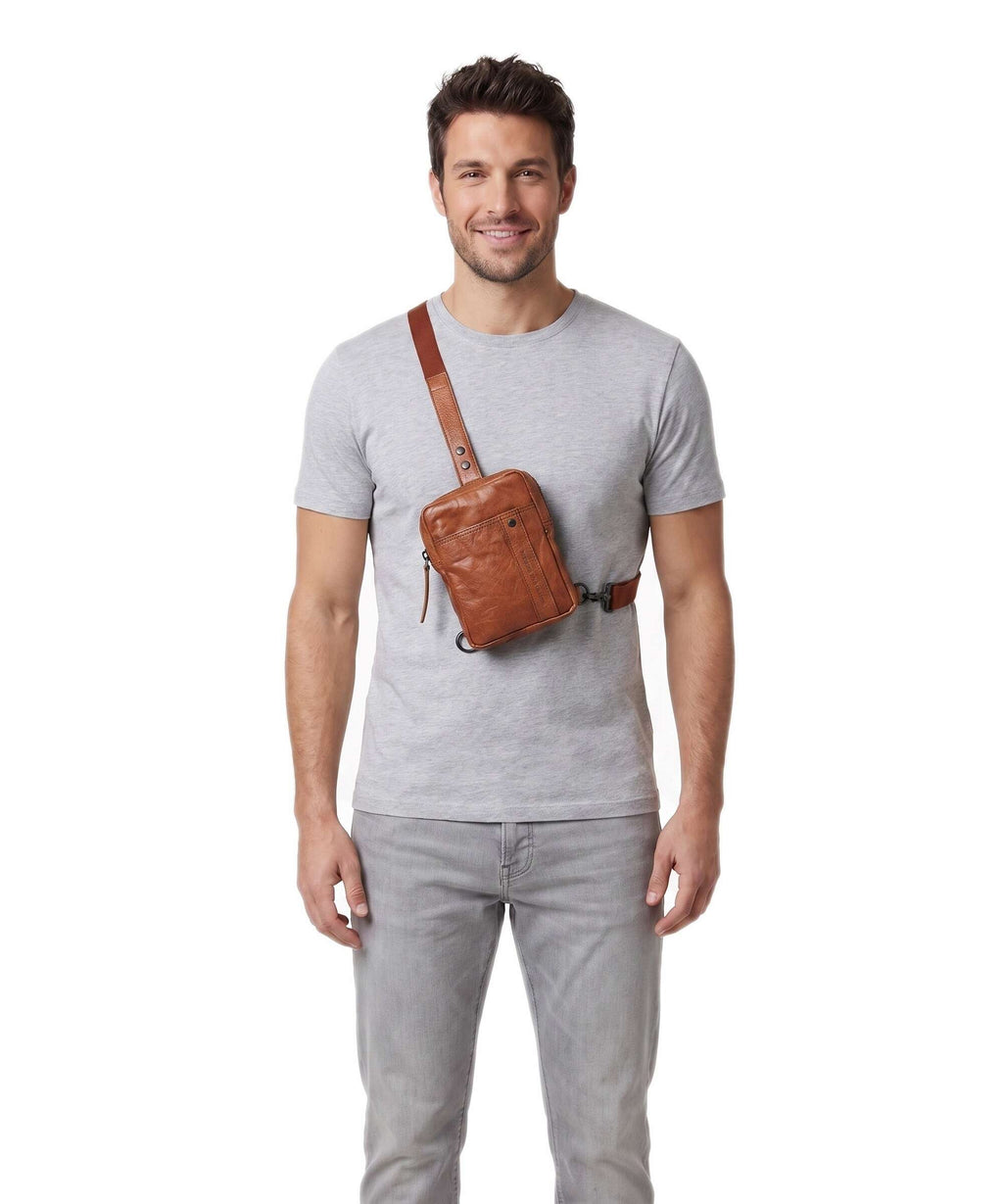 Spikes & Sparrow Bronco Miami Sling bag cognac