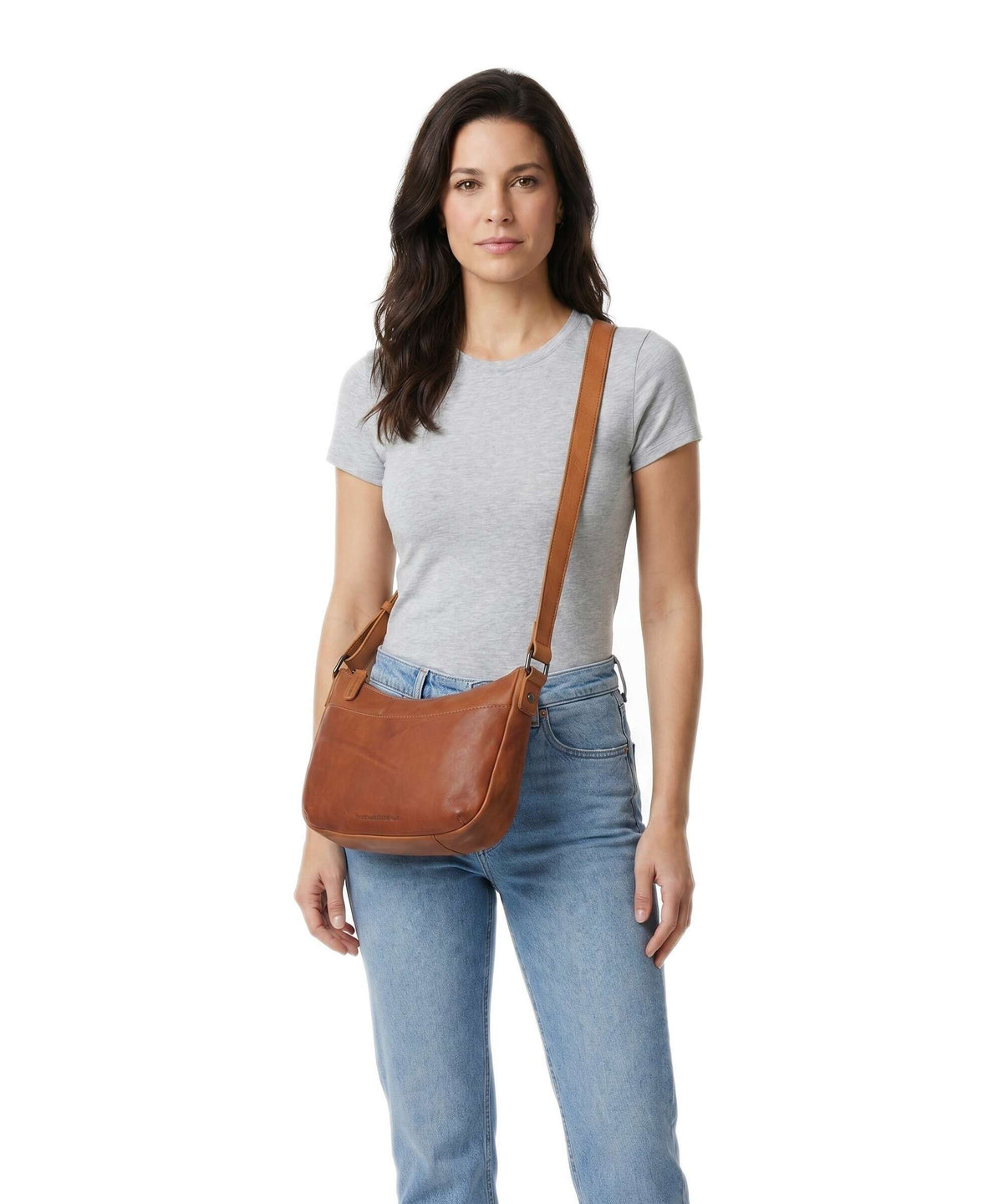 The Chesterfield Brand Wax Pull Up Cow Henderson Crossbody bag cognac