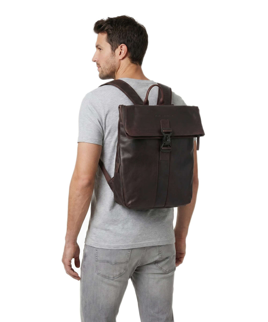 The Chesterfield Brand Wax Pull Up Cow Savona Backpack brown