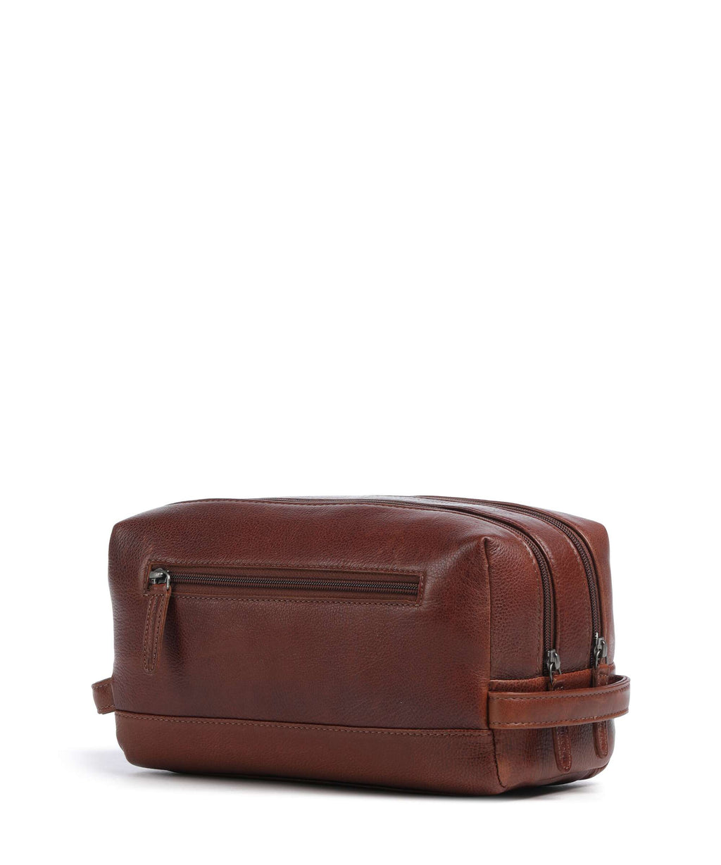 The Chesterfield Brand Wax Pull Up Cow Montelaro Cosmetic bag cognac