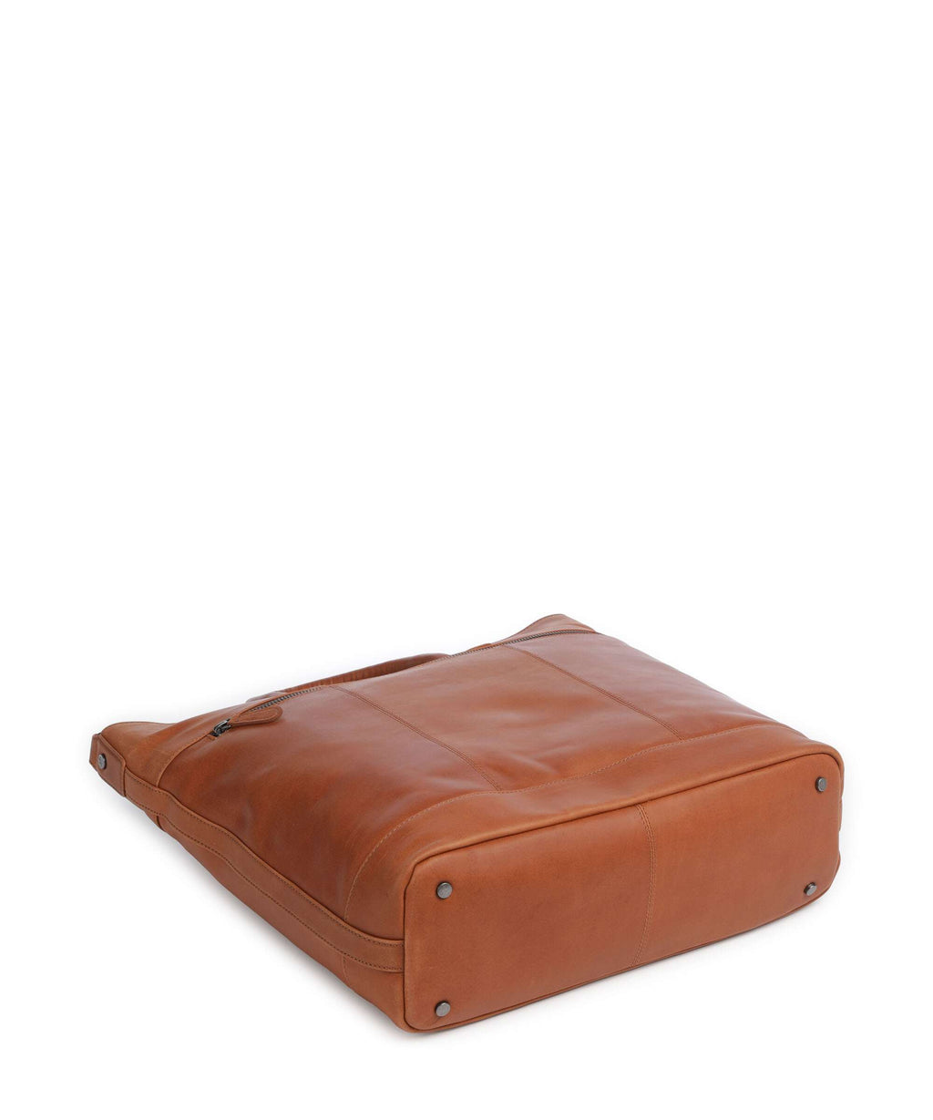 The Chesterfield Brand Wax Pull Up Cow Westbrook Handbag cognac
