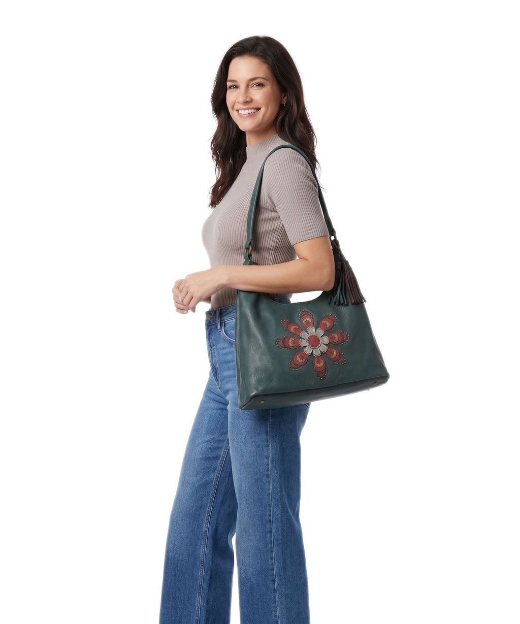 Taschendieb Wien Brigittagasse 3 Hobo bag forest biome