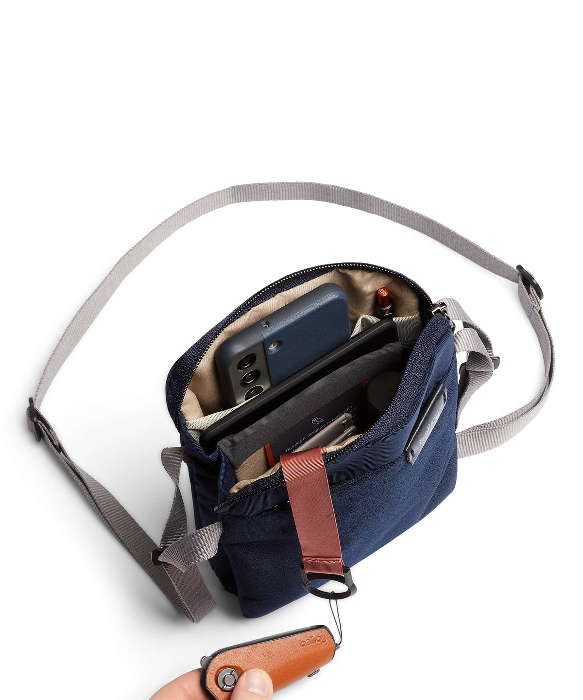 Bellroy City Crossbody bag navy