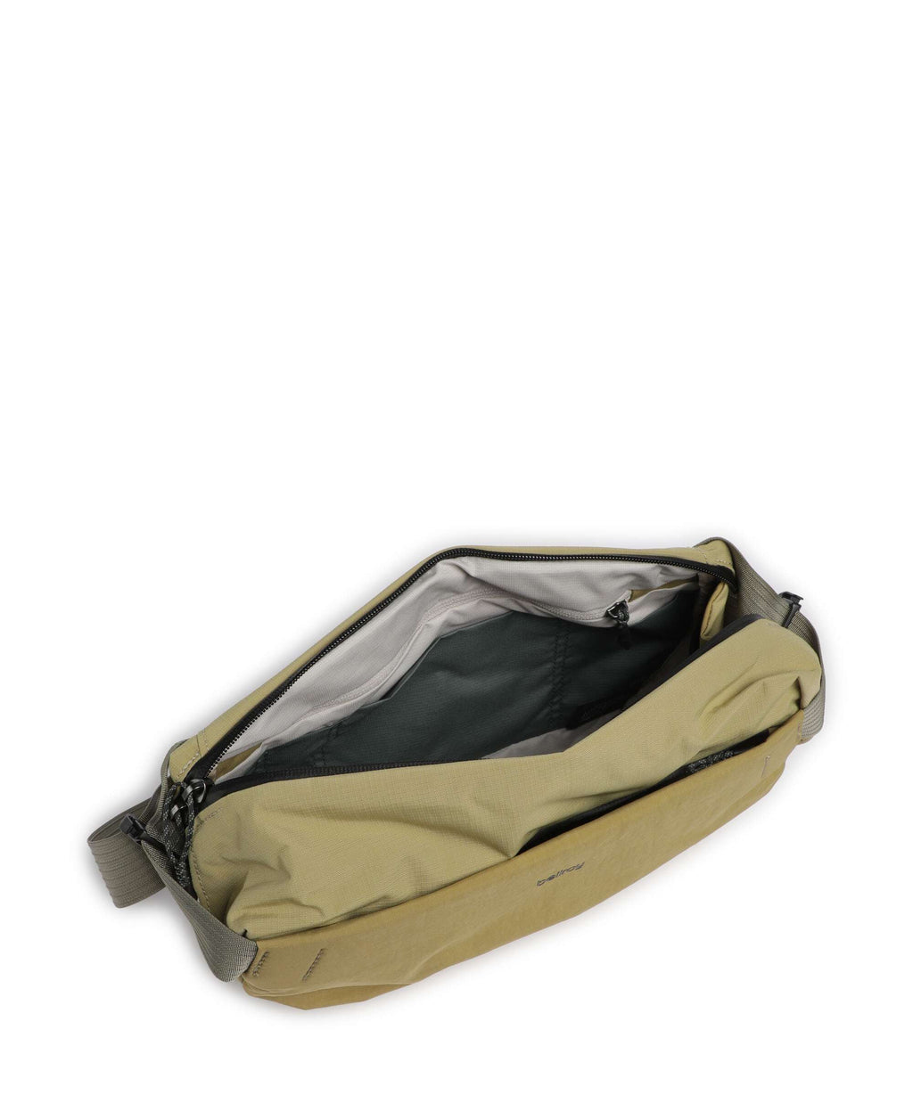 Bellroy Venture 9 Sling bag safari